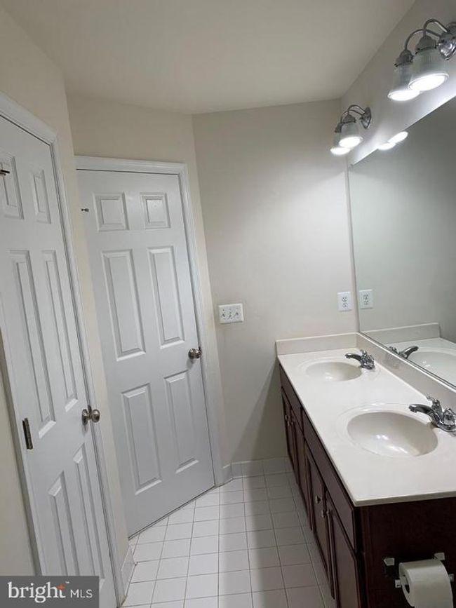 22176 Breitling Ter, Townhouse with 3 bedrooms, 4 bathrooms and null parking in BROADLANDS VA | Image 15