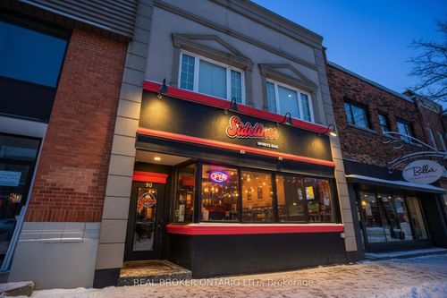 {{alt}} | Card Image