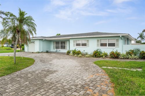 10237 Tarpon Dr, TREASURE ISLAND, FL, 33706-3138 | Card Image