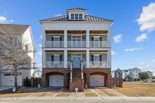 546 Cannonsgate Dr, Newport, NC, 28570-4544 | Card Image