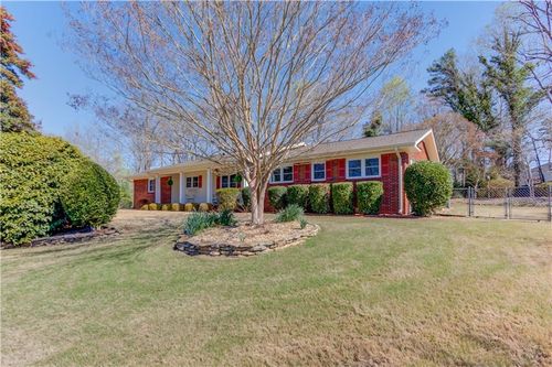 3410 Maynard Cir, Gainesville, GA, 30506-3734 | Card Image