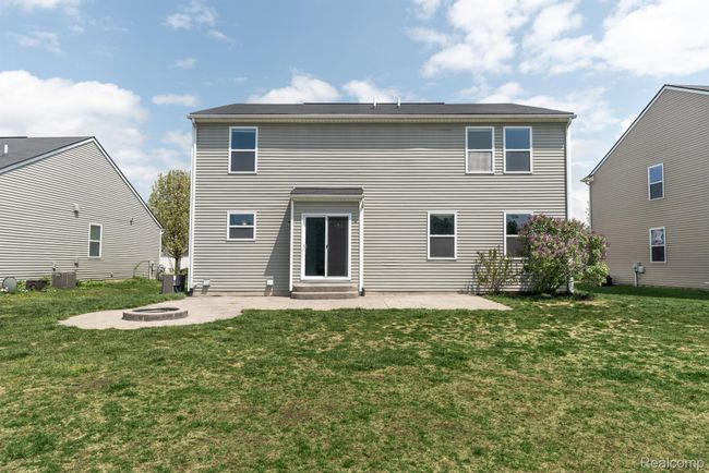 8354 Crab Apple Trl, House other with 4 bedrooms, 3 bathrooms and null parking in Dexter MI | Image 4