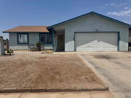 1718 S 47th Dr, Yuma, AZ, 85364-9407 | Card Image