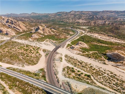 4292 Davis Ranch Rd, Phelan, CA, 92371 | Card Image