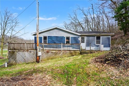 8177 West Rd, Salem, OH, 44460-9626 | Card Image