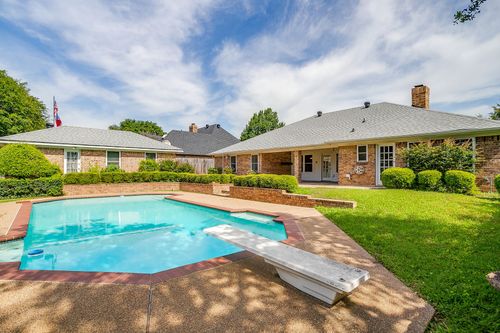 1516 Wimberly Ct, Bedford, TX, 76021-2467 | Card Image