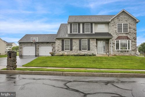 101 Primrose Ln, South Heidelberg Twp, PA, 19608-8941 | Card Image