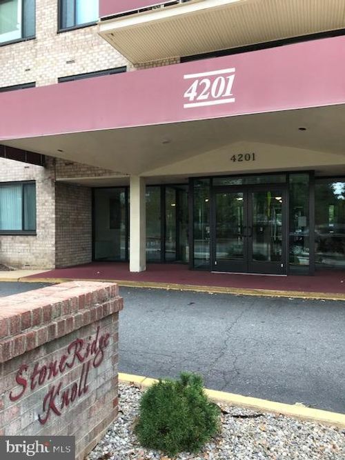 105-4201 Cherry Hill Rd, ARLINGTON, VA, 22207-3152 | Card Image