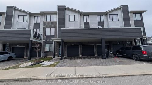17-177 Edgevalley Rd, London, ON, N5V0C5 | Card Image
