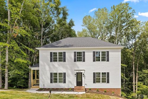 2212 Cambridge Pl, Lynchburg, VA, 24503-4204 | Card Image