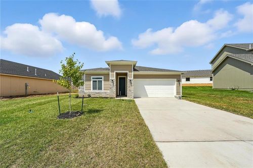 17542 Muncie St, Gardner, KS, 66030-2261 | Card Image