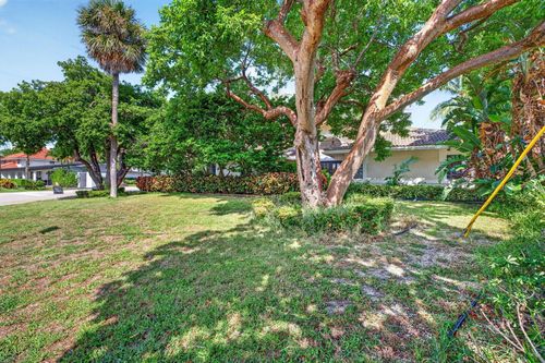 1920 E Terra Mar Drive, Lauderdale By The Sea, FL, 33062 | Card Image