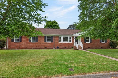 3369 Morningside Dr, Chesapeake, VA, 23321-4628 | Card Image