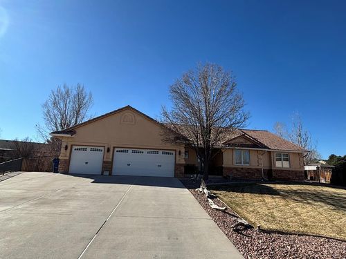 11 Malibu Ct, Pueblo, CO, 81005-2991 | Card Image