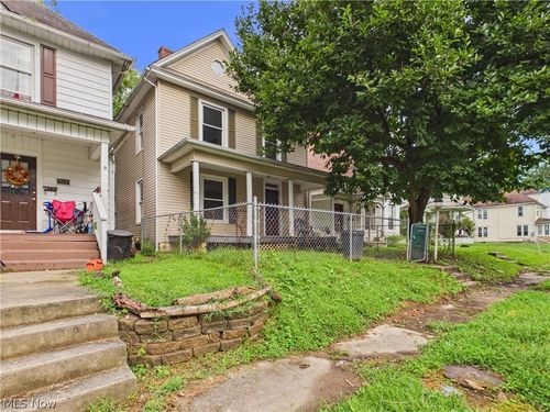 1705 Park St, Parkersburg, WV, 26101-3444 | Card Image