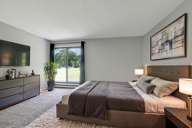 Photoshopped Bed.jpg | Image 7