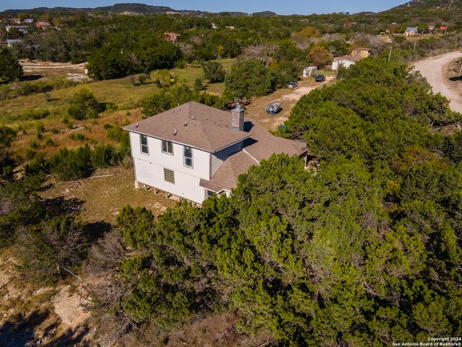 989 Oil Wl, Home with 3 bedrooms, 2 bathrooms and null parking in Pipe Creek TX | Image 75