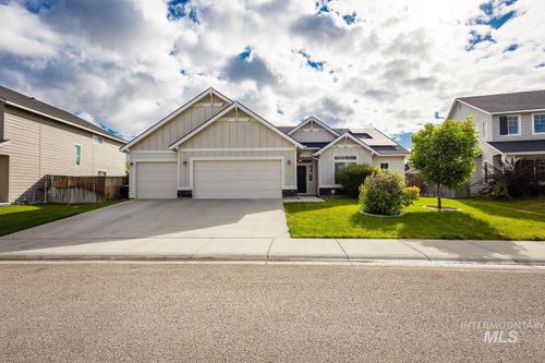2578 N Iditarod Way, Kuna, ID, 83634-5450 | Card Image