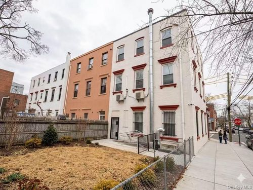 126-01 18th Ave, College Point, NY, 11356 | Card Image