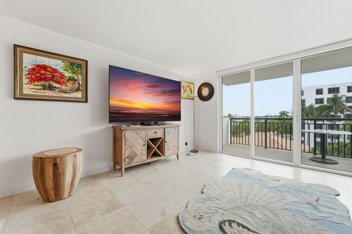 503-1149 Hillsboro Mile, Hillsboro Beach, FL, 33062-1705 | Card Image