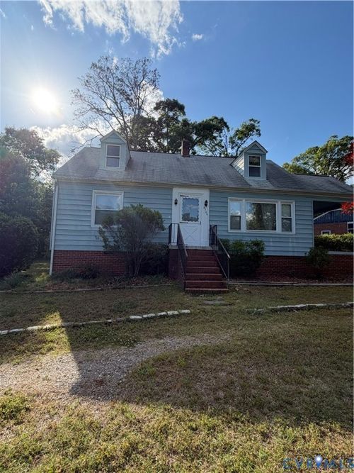 8706 Mccaw Dr, North Chesterfield, VA, 23235-2444 | Card Image