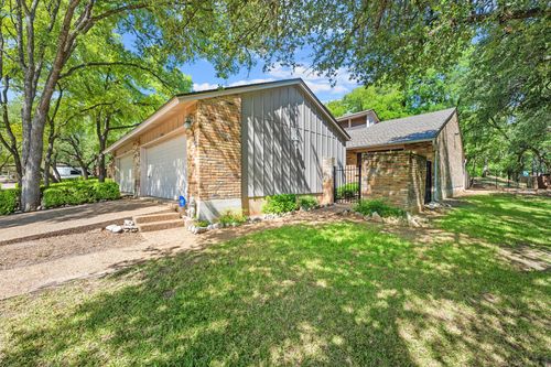 8318 Bent Tree Road, Austin, TX, 78759 | Card Image