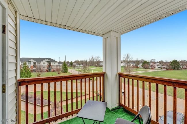 APT-339 - 23003 Chandlers Ln, Condo with 3 bedrooms, 2 bathrooms and null parking in Olmsted Falls OH | Image 24