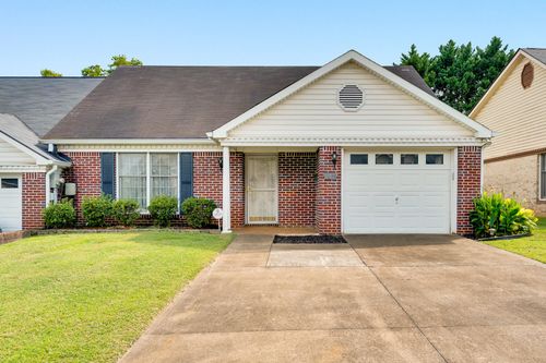 6648 Hickory Manor Circle, Chattanooga, TN, 37421 | Card Image