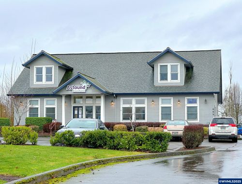 suite-a-second-floor-669 Ray J Glatt (Suite B) Cir, Woodburn, OR, 97071 | Card Image