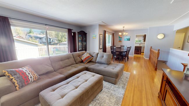 522 W 23 Rd Street, House other with 5 bedrooms, 4 bathrooms and 4 parking in North Vancouver BC | Image 5