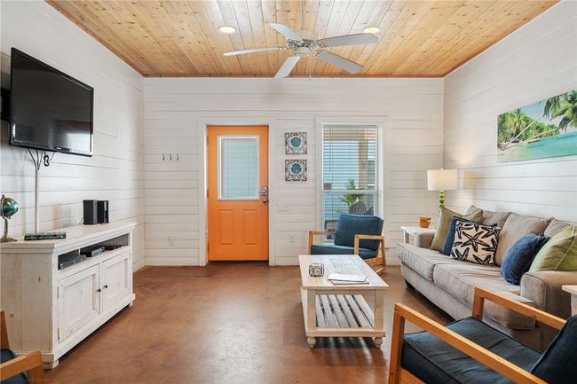 202 - 2120 S 11 Th St, Townhouse with 3 bedrooms, 3 bathrooms and null parking in Port Aransas TX | Image 7