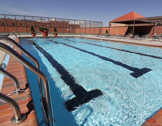 APT-2402 - 1551 Larimer St, Condo with 2 bedrooms, 2 bathrooms and 1 parking in Denver CO | Image 22