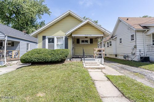 1740 Marlow Rd, Toledo, OH, 43613-5228 | Card Image