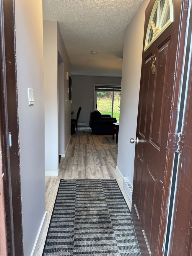 76 - 76 Laurie Cres, Condo with 3 bedrooms, 2 bathrooms and 2 parking in Owen Sound ON | Image 5