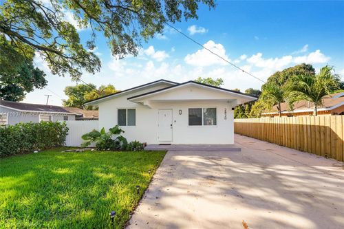 2-2820 Nw 95th St, Miami, FL, 33147 | Card Image