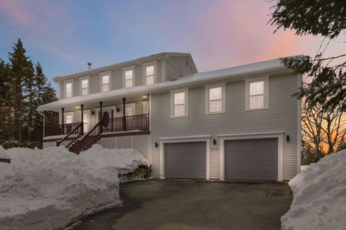 378 Kingswood Dr, Hammonds Plains, NS, B4B1M2 | Card Image