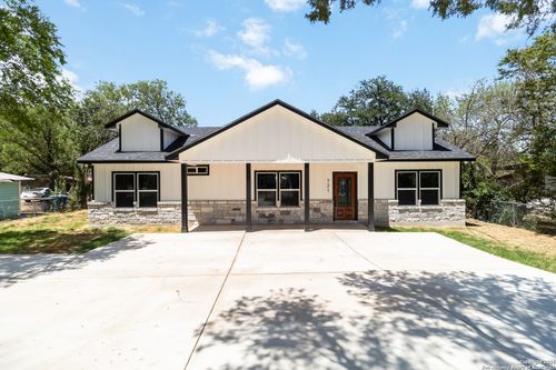 731 Bernard Dr, San Antonio, TX, 78221-3610 | Card Image