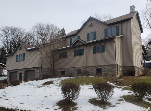 10150 Fairmont St, North Huntingdon, PA, 15642-2528 | Card Image