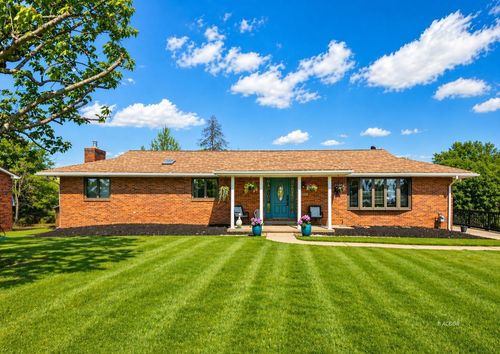 493 Debbie Dr, Gallipolis, OH, 45631-9013 | Card Image