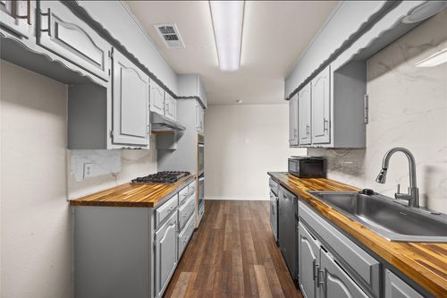 905 Mckinney Ave, Princeton, TX, 75407-7406 | Card Image