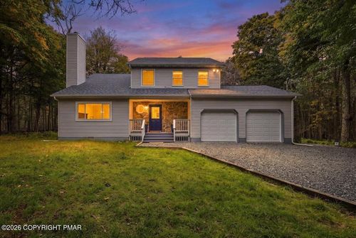 1018 Valley Rd, Newfoundland, PA, 18445-7789 | Card Image