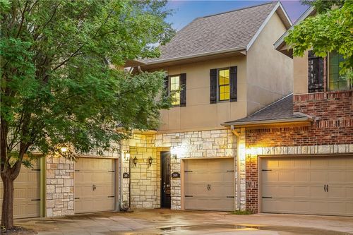 2608 S Everest Ave, Rogers, AR, 72758-9500 | Card Image