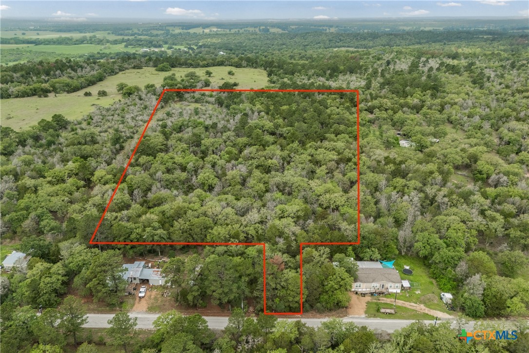 Land in Smithville
