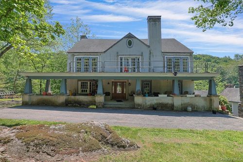 120 Spring Valley Rd, Ossining, NY, 10562-1612 | Card Image