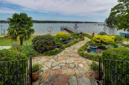3524 Driftwood Point Rd, Gilbert, SC, 29054-9386 | Card Image