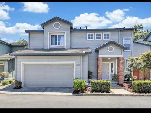 8224 Shannon Oak Lane, Elk Grove, CA, 95758 | Card Image
