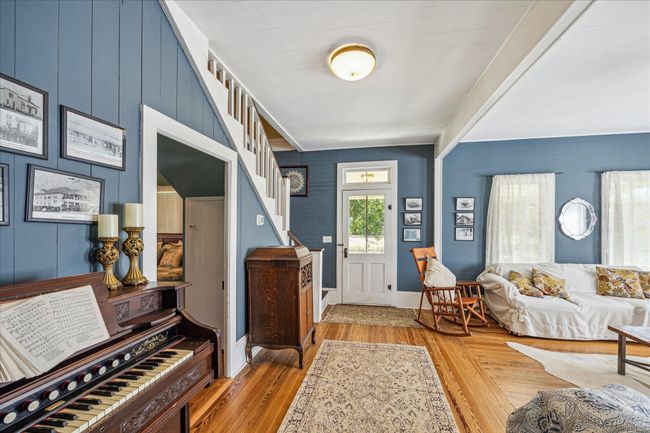 10753 Track Rd E, House other with 3 bedrooms, 4 bathrooms and null parking in Cat Spring TX | Image 8