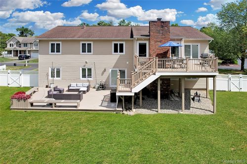 44 Yale Dr, New City, NY, 10956-4033 | Card Image