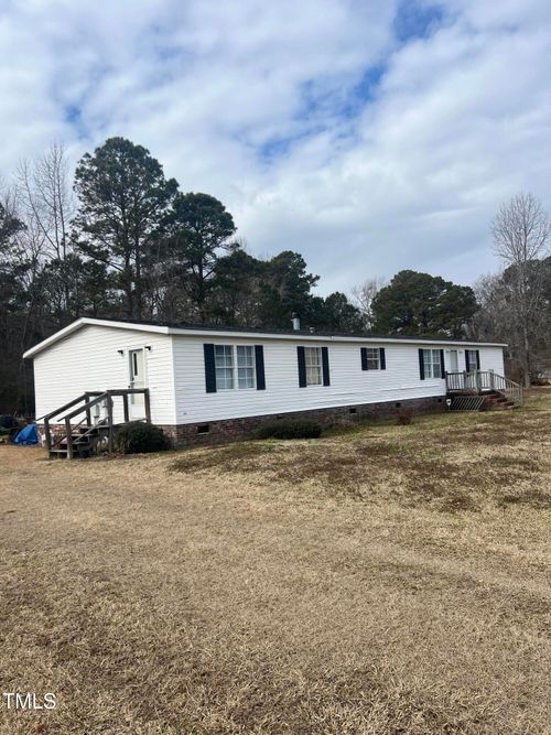 122 Kaeley Ln, Elm City, NC, 27822-8100 | Card Image