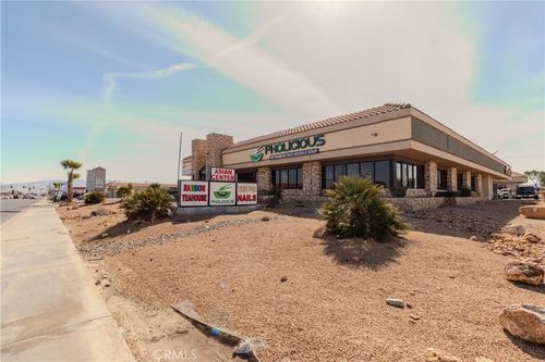 15825 Main St, Hesperia, CA, 92345 | Card Image